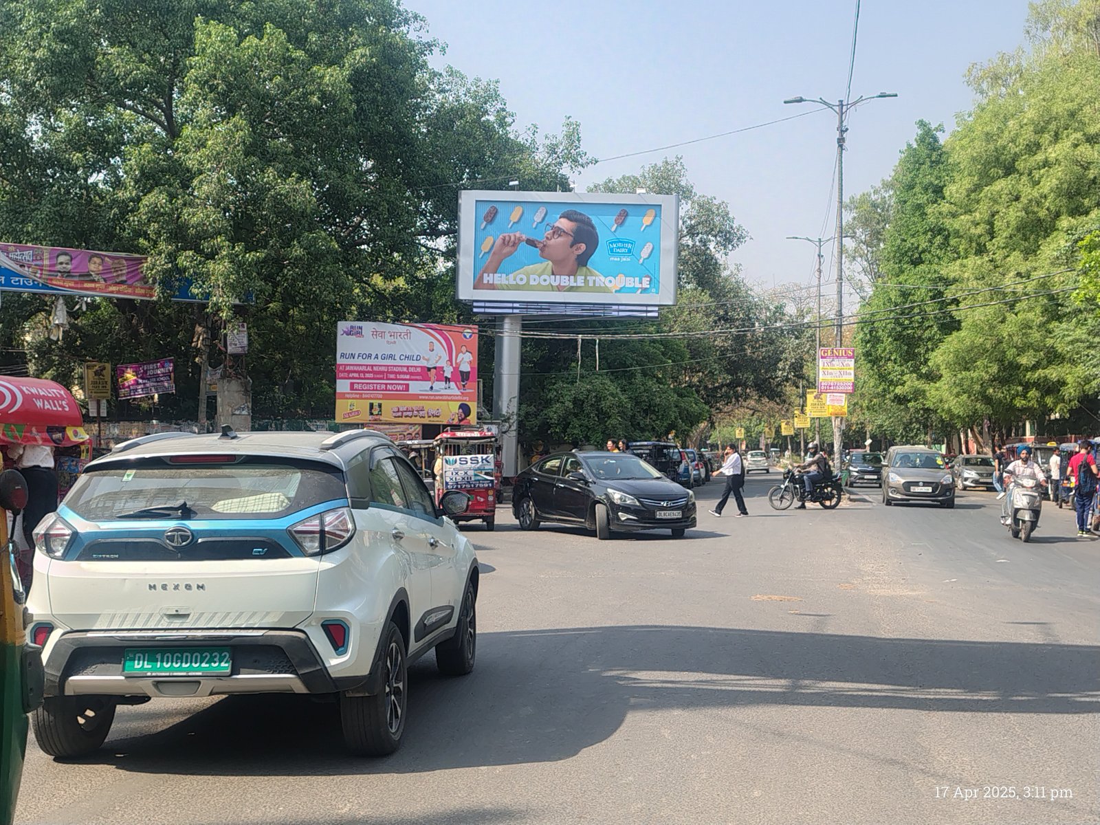 Kamla Nagar Entry  Cut Starting Point MCD Flats A